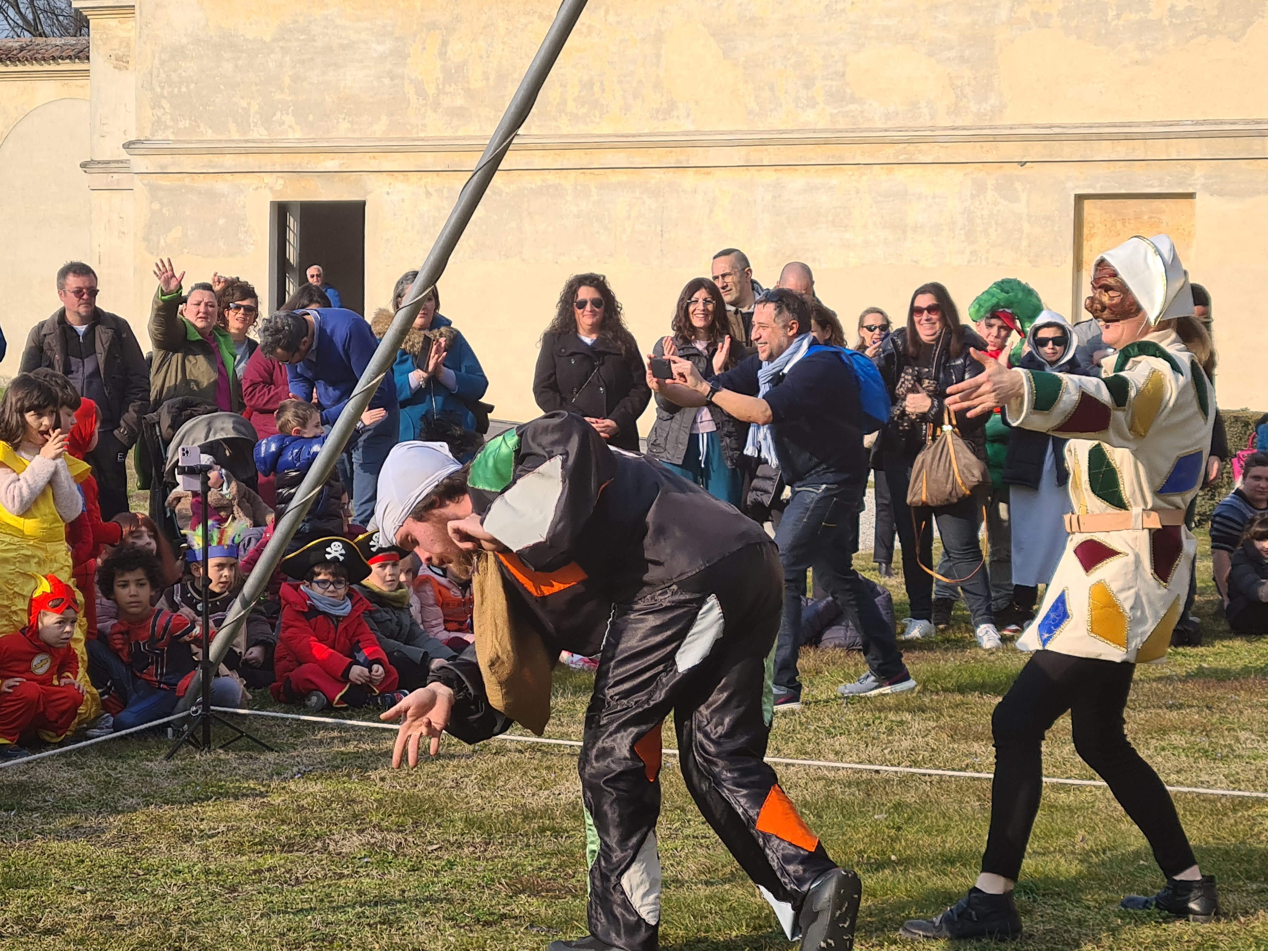 A Carnevale regnano gli Addams, è Mercoledì mania - Teen 