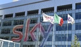 SCOPERTA A PALERMO PIATTAFORMA PIRATA CON I CANALI SKY