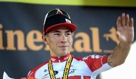 EWAN BEFFA VIVIANI IN VOLATA, ALAPHILIPPE SEMPRE IN MAGLIA GIALLA