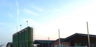 Ampliamento di Fondo Perla di San Cassiano di Cavriana: Cauzzi vuole risposte dagli enti E’ stata un’assemblea infuocata quella che ieri sera ha visto diversi residenti della frazione di San Cassiano di Cavriana riunirsi, alla presenza del sindaco Giorgio Cauzzi, per ribadire a gran voce il no al progetto di ampliamento del Fondo Perla,