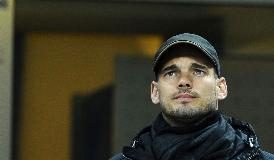 SI RITIRA WESLEY SNEIJDER, VINSE TRIPLETE CON INTER NEL 2010