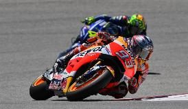 POLE DI MARQUEZ A SILVERSTONE, ROSSI SECONDO