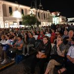 Roberto Vecchioni incanta il pubblico dell'Outlet Village