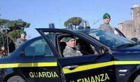 EVASIONE E TRUFFE ONLINE SU AUTO DI LUSSO, 20 INDAGATI E SEQUESTRI