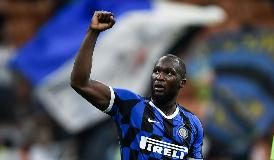 LUKAKU “AI RAZZISTI BISOGNA RISPONDERE, IL CALCIO È MULTICULTURALE”