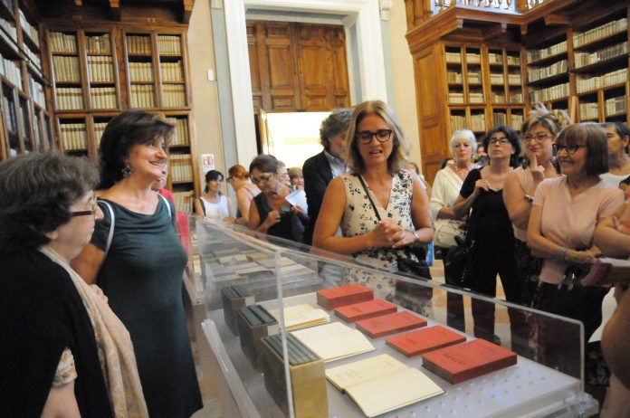 La Biblioteca Universale Rizzoli festeggia i 70 anni con una mostra in Teresiana sulle copertine