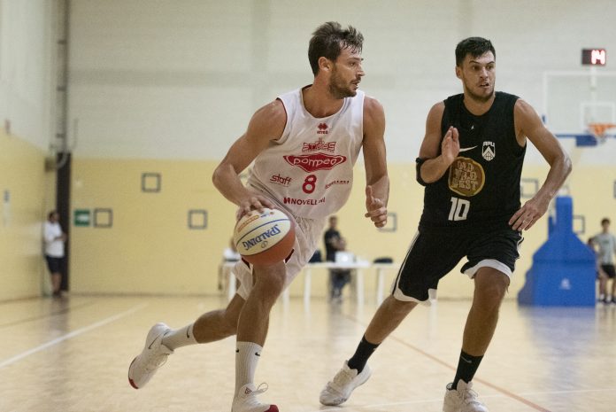 Raspino in azione nel match contro Udine (foto Tamassia)