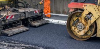 Manutenzioni stradali per quasi 900 mila euro con i fondi autovelox versati dai Comuni Circonvalazione est di Mantova interrotta di notte, lavori all'incrocio con via Matteotti