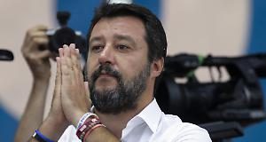 Salvini a Viadana, la Lega risponde agli attacchi di Pd-M5S Il segretario nazionale Lega Salvini