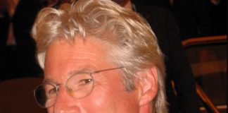 RICHARD GERE VISITA GLI UFFIZI