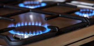 IN SETTE ANNI BOLLETTA DEL GAS GIÙ DEL 20%