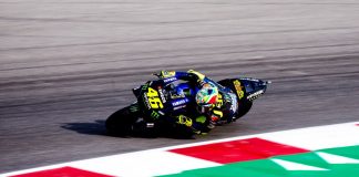 ROSSI FESTEGGIA 400 GP A PHILLIP ISLAND “GRANDISSIMO TRAGUARDO”