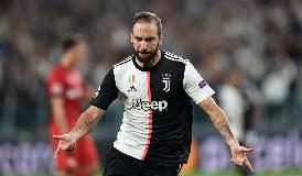 HIGUAIN, BERNARDESCHI E CR7, LA JUVE BATTE 3-0 IL BAYER LEVERKUSEN