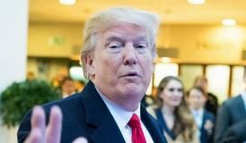 SIRIA, TRUMP “CI SFILIAMO DALLE RIDICOLE GUERRE TRIBALI”