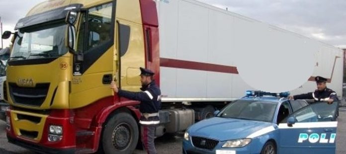 Un tir ogni cinque transita sulla Cisa senza esserne autorizzato. Dalla Prefettura l'input di intensificare i controlli