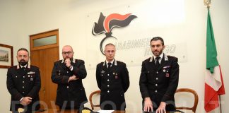 Lascia il compagno, la famiglia di lui la rapisce e sequestra. In tre in manette Lascia il compagno, la famiglia di lui la rapisce e sequestra. In tre in manette