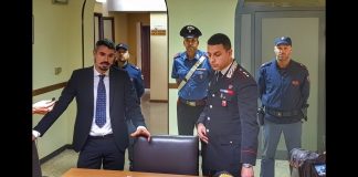 Sui social video di minacce a forze dell’ordine e stranieri. Denunciato insegnante di una scuola elementare