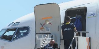 Clandestino espulso e rimpatriato: era pluripregiudicato