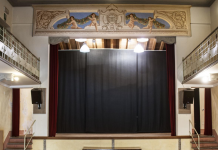 Casaloldo, il Teatro Soms celebra i 50 anni di Fantozzi