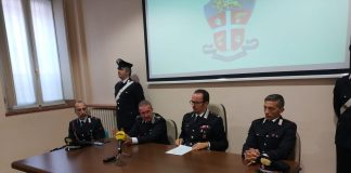 Scippano 70enne e la trascinano con l’auto: arrestati a Volta due malviventi