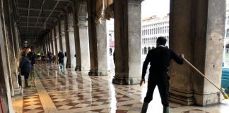 VENEZIA, ACQUA HA RAGGIUNTO PICCO DI 150 CENTIMETRI, LIVELLI IN CALO