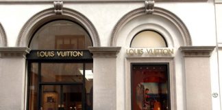 LOUIS VUITTON ACQUISTA TIFFANY PER 16,2 MILIARDI DI DOLLARI
