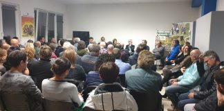Cento persone alla riunione dei mercati contadini. Presentata la sentenza e inizio discussione sul futuro