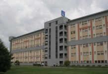 Ostiglia, incendio nel garage: coppia di anziani finisce all’ospedale Tutti insieme in un locale per partita e risotto: focolaio a Pieve di Coriano con ricoveri in terapia intensiva