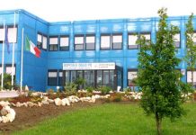 Viadana, si schiantano con l’auto contro un muro: quattro ragazzi in ospedale L'ospedale Oglio Po di Casalmaggiore