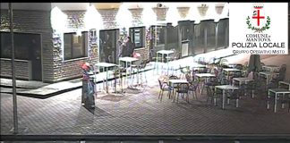 Individuati gli autori del furto al bar “Eni Cafè” in via Legnago. La Locale ha denunciato un 35enne e un 4oenne Una delle immagini registrate dalla telecamere della videosorveglianza