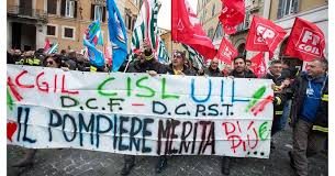 Più risorse economiche ai vigili del fuoco: a Roma anche una delegazione mantovana La manifestazione a Roma dei vigili del fuoco