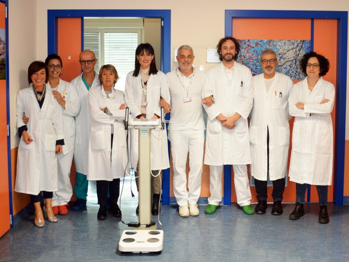 L'equipe del reparto oncologico del Poma