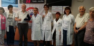 L’Aipa premia con una targa il dottor Carlo Bonfanti
