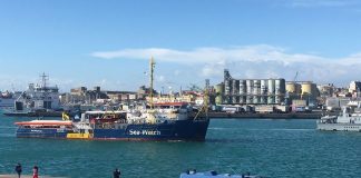 LA SEA WATCH VINCE L’APPELLO, “TORNIAMO IN MARE”