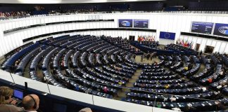 IL PARLAMENTO EUROPEO SOSPENDE I NEGOZIATI SUL BILANCIO