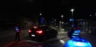 Roverbella: 50enne denunciato per possesso ingiustificato di 2 coltelli
