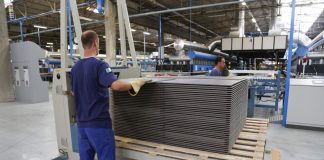 INDUSTRIA, A NOVEMBRE FATTURATO INVARIATO E ORDINI IN CALO