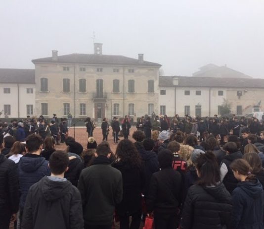 Roncoferraro, emozionante performance degli studenti sull’orchestra femminile di Auschwitz