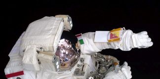 Parmitano lascia comando stazione spaziale, ritorna a terra