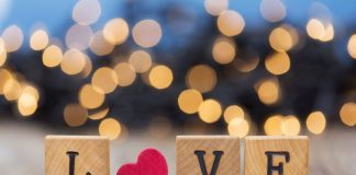 San Valentino, per il 68% degli italiani va celebrato ogni tipo di amore