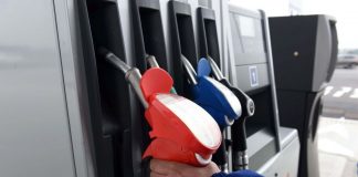 Traffico internazionale di prodotti petroliferi, 49 denunciati
