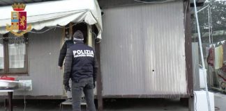 Ruba da un furgone e investe un operaio nella fuga: arrestato per rapina nomade pluripregiudicato