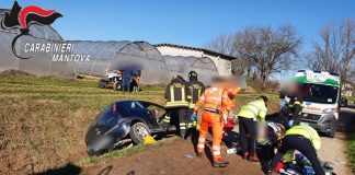 Colto da malore finisce fuori strada, grave un 89enne di Marcaria