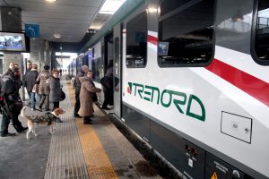 Mn-Mi, treni regionali cancellati oggi per la sanificazione dei convogli. Domani si torna alla normalità