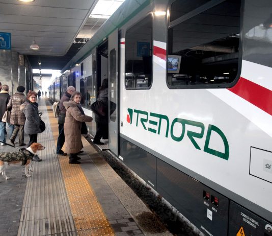 Trasporto pubblico lombardo, stangata dal 1° settembre: aumenti legati a Istat e performance Mn-Mi, treni regionali cancellati oggi per la sanificazione dei convogli. Domani si torna alla normalità