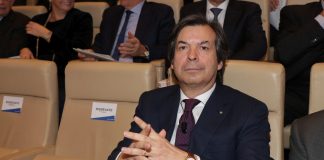 Coronavirus, Intesa Sanpaolo dona 100 milioni, coro di consensi