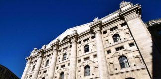 Piazza Affari chiude in deciso calo, Ftse Mib -6,10%