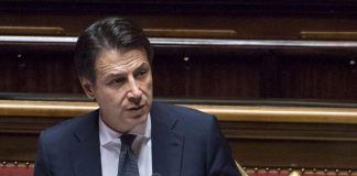 Conte firma Dpcm, stop attivita’ non essensiali e spostamenti tra comuni