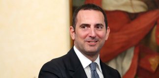 Coronavirus, Spadafora “Irrealistica ripresa del calcio il 3 maggio”