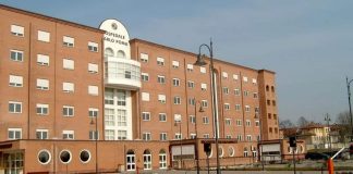 Positiva al test e ricoverata in ospedale anche la moglie dell’anziano di Cogozzo Positiva al test e ricoverata in ospedale anche la moglie dell'anziano di Cogozzo